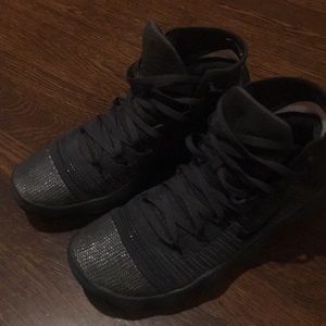 2017 Nike Hyperdunk Flyknit